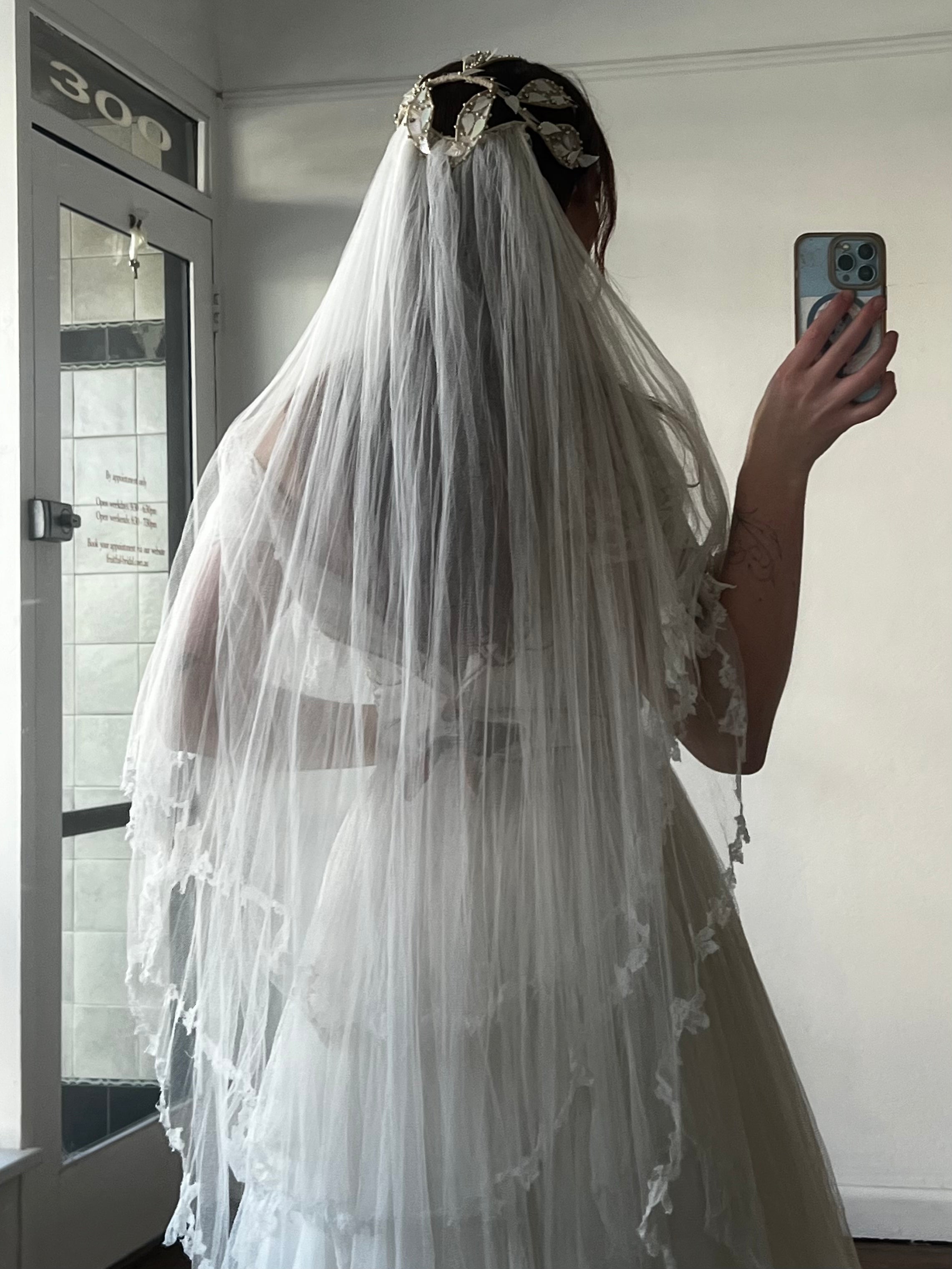 40s Silk Tulle Lace Trim Fingertip Juliet Cage Veil with Blusher