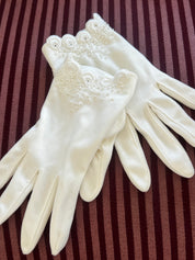 50s Short Guipure Lace and Pearl Detail Gloves