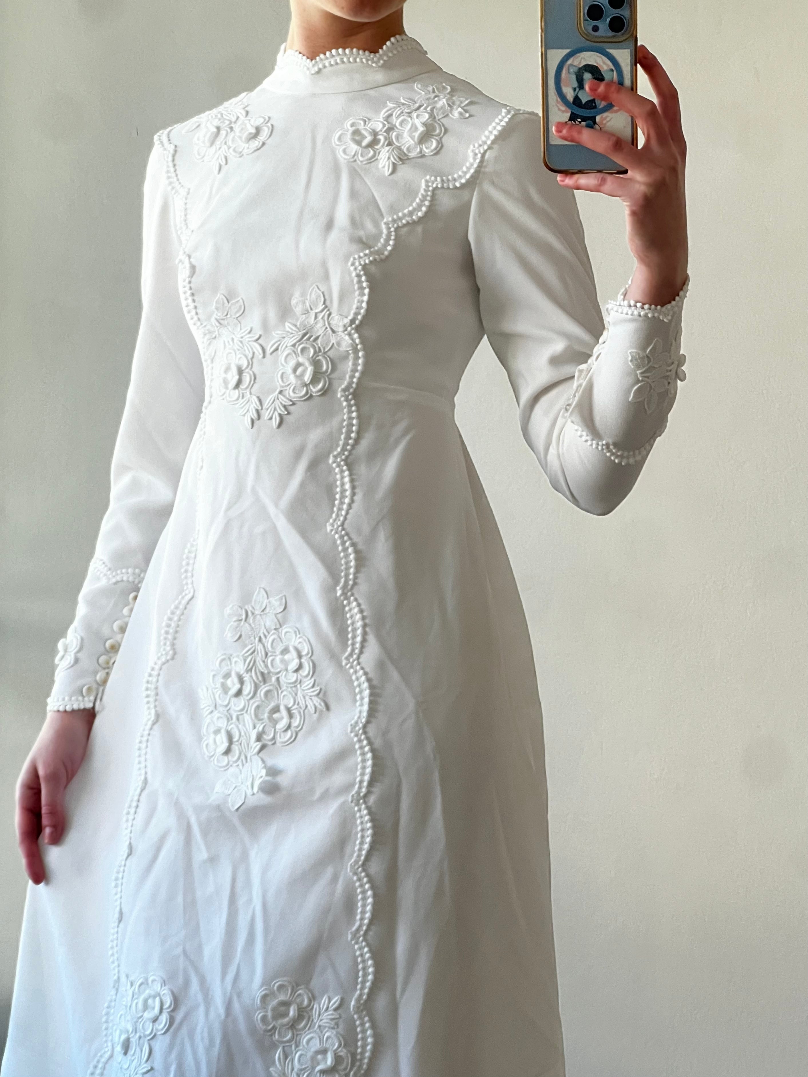 70s High Neck Scalloped Lace Detail Dress