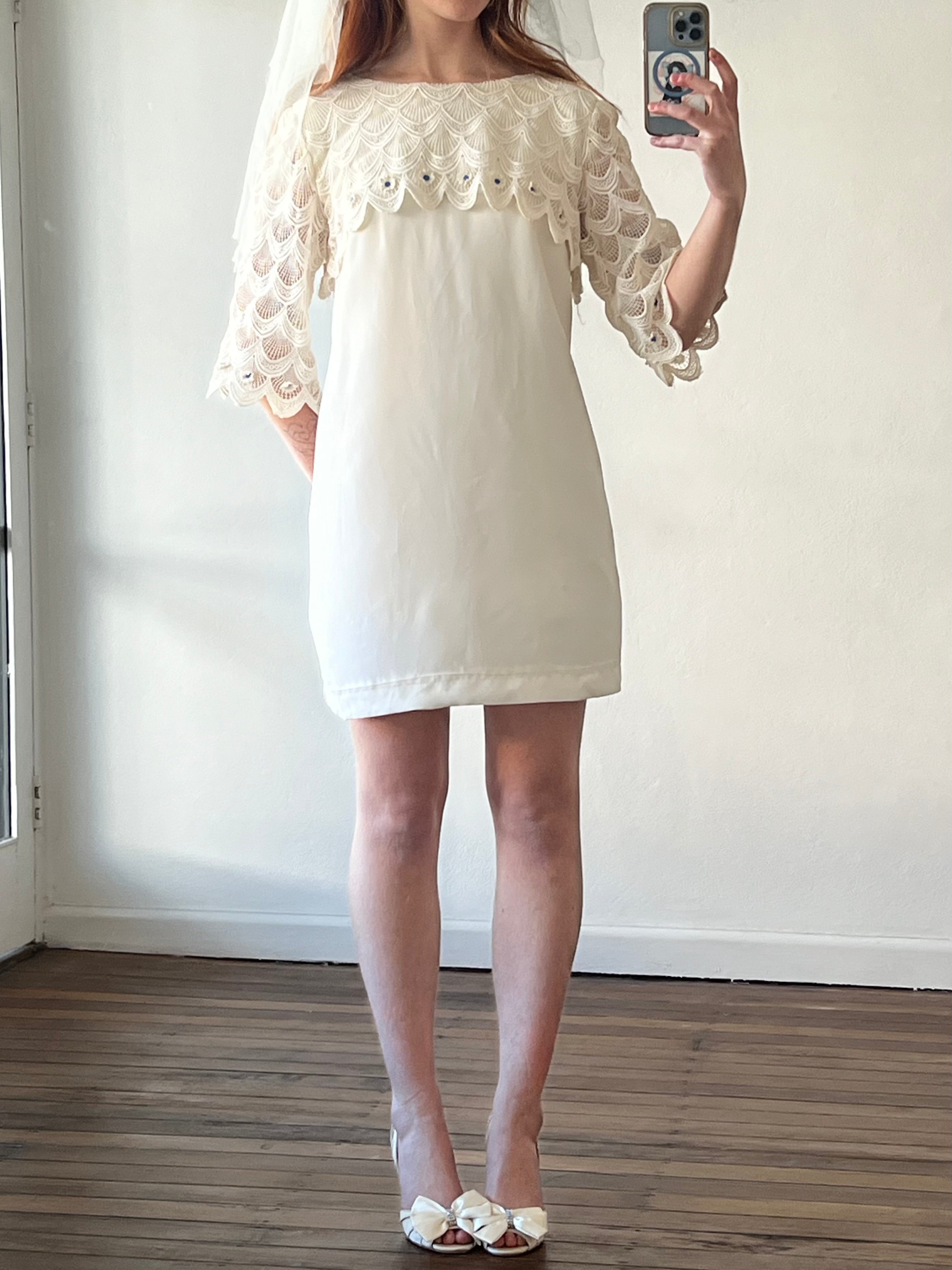 70s Crochet Lace Blue Daisy Detail Mini