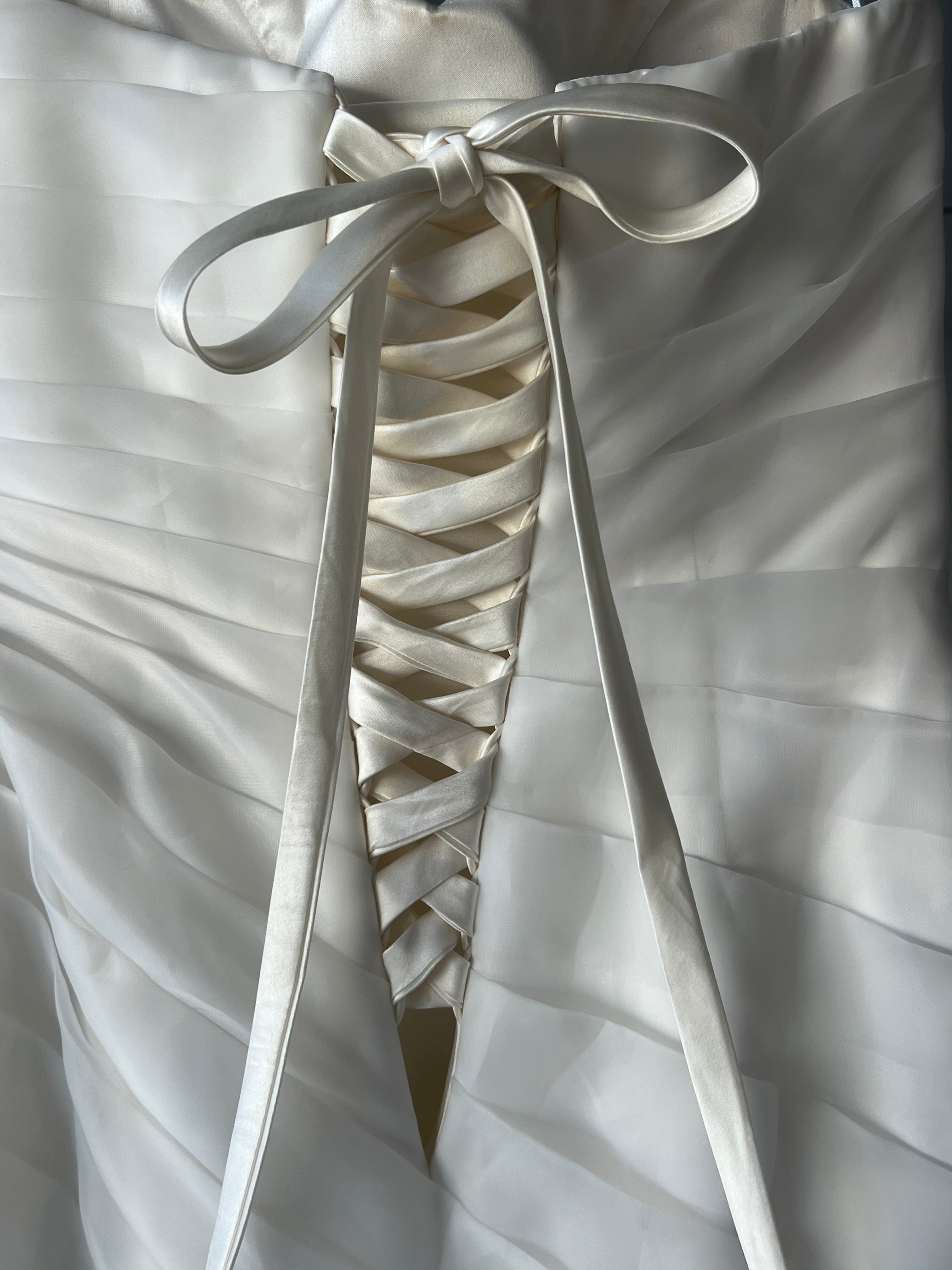 2000s Strapless Asymmetrical Organza Satin Trim Trumpet Dress
