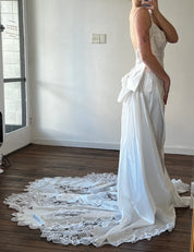 90s Backless Beaded Lace Column with Detachable Train