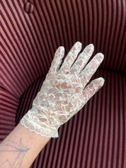 60s Short Cream Lyon Lace Gloves