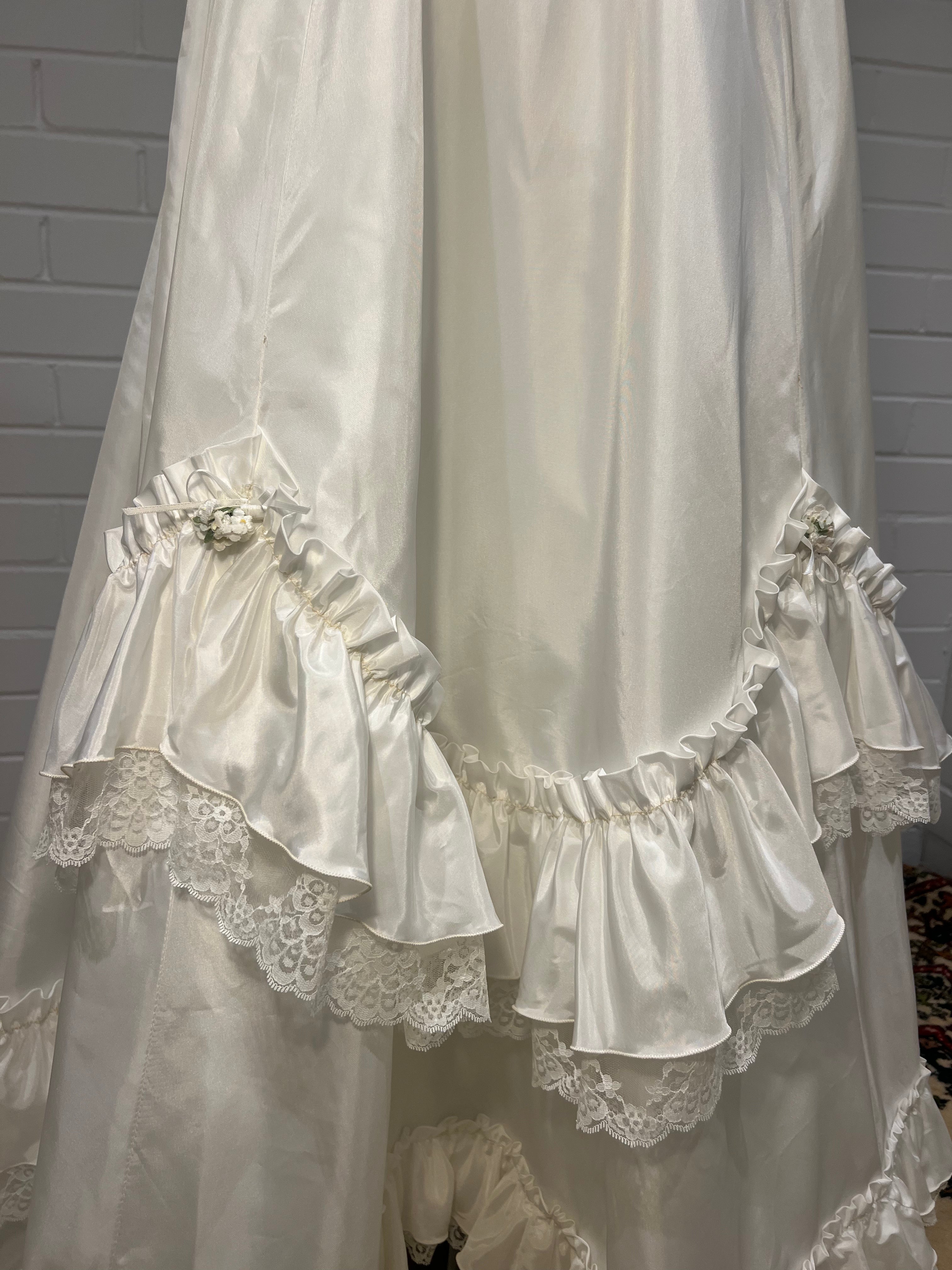 1980s Lace and Ruffle Detail Ballgown