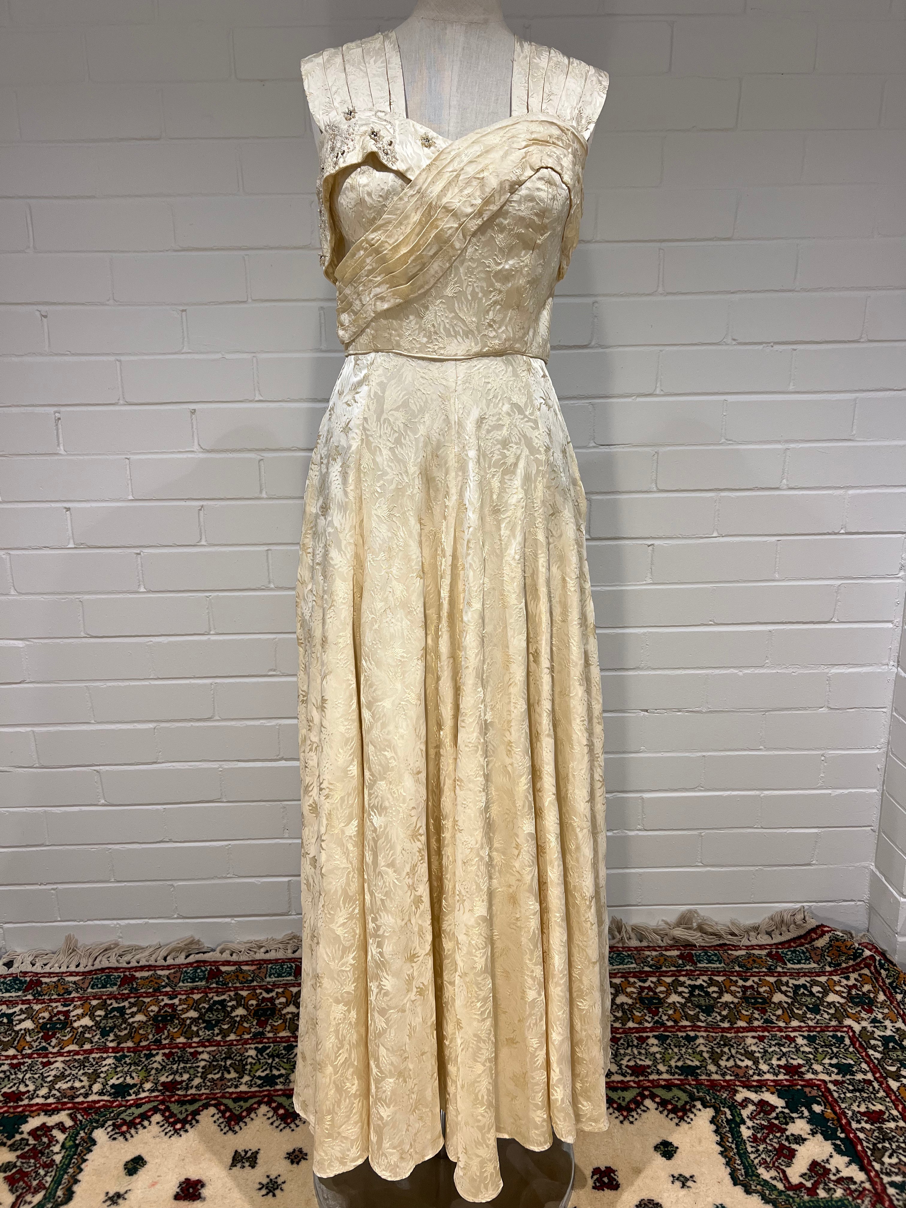 1920s Embossed Silk Pleat and Bead Detail Dress