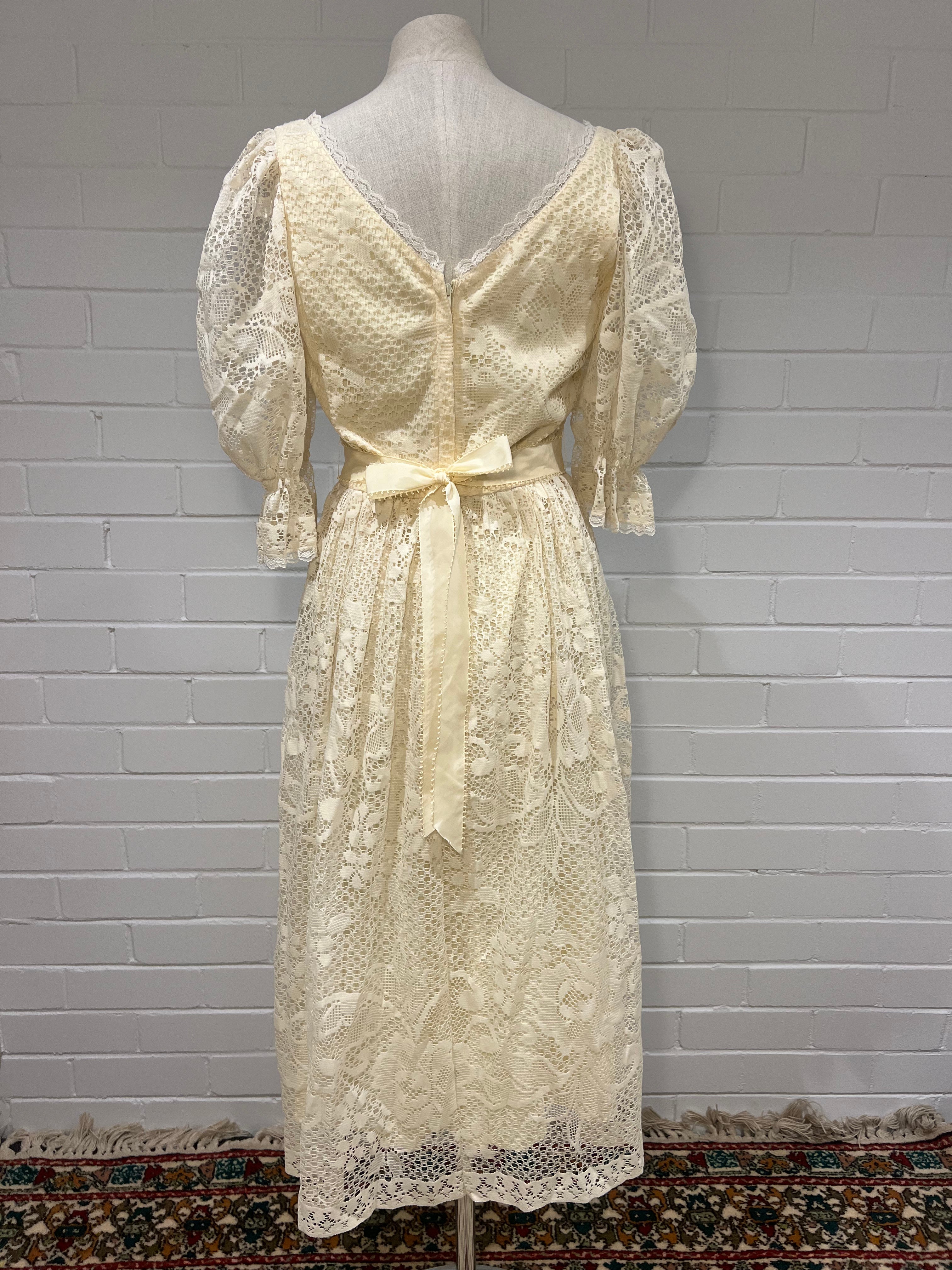 1970s Cream Lace Puff Sleeve Dress