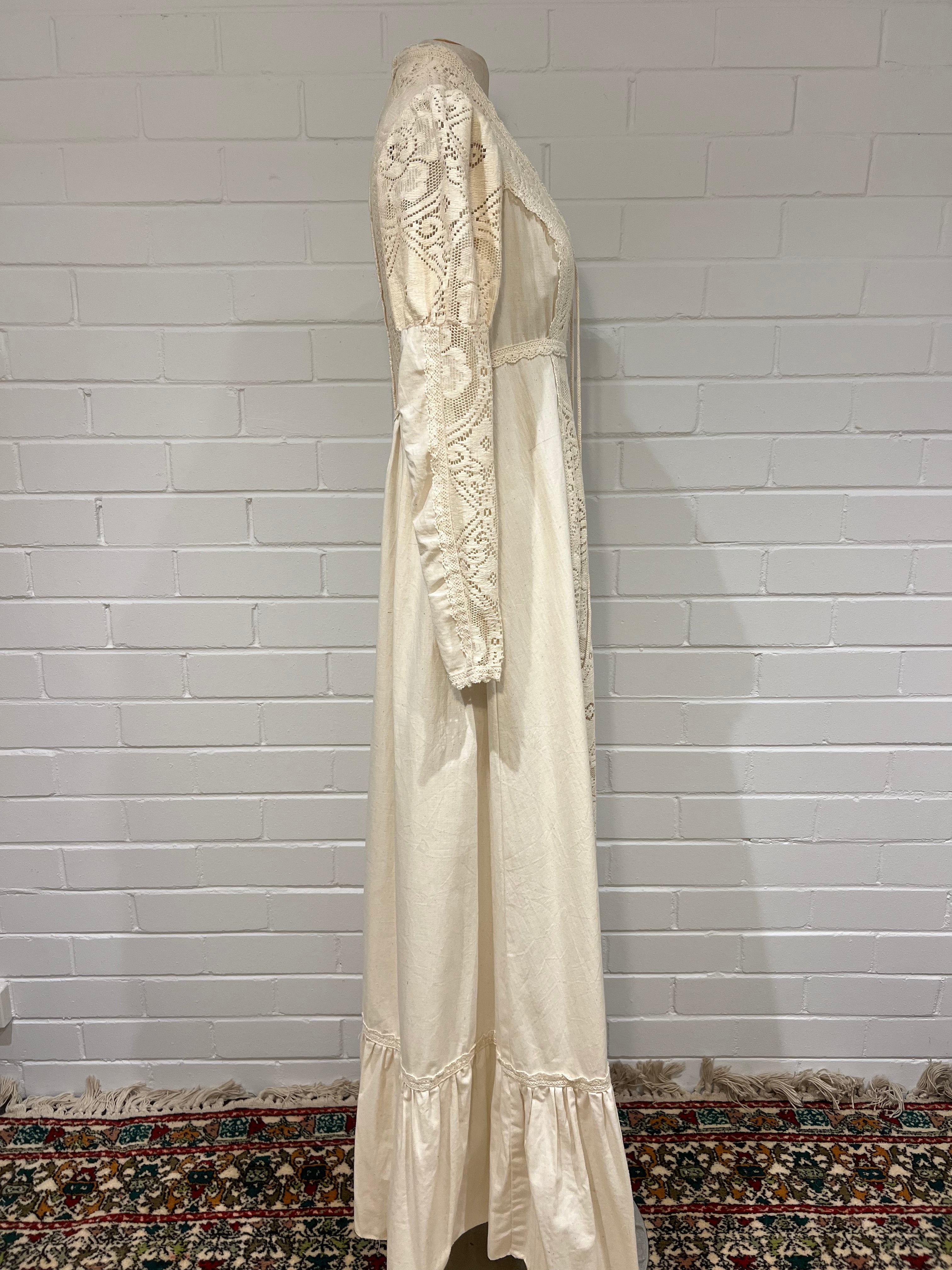 70s Lace Detail Gunne Sax Dress