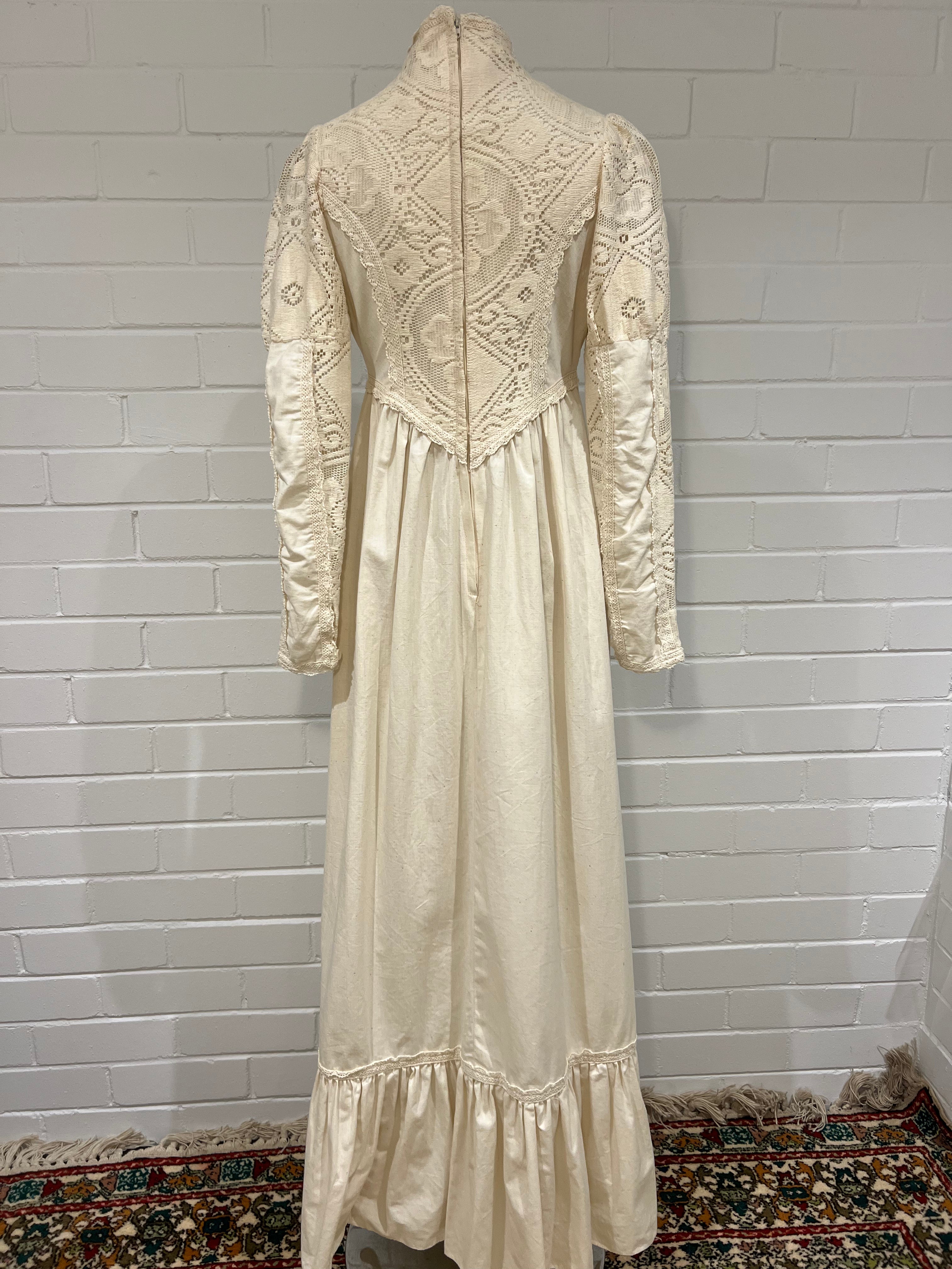 70s Lace Detail Gunne Sax Dress