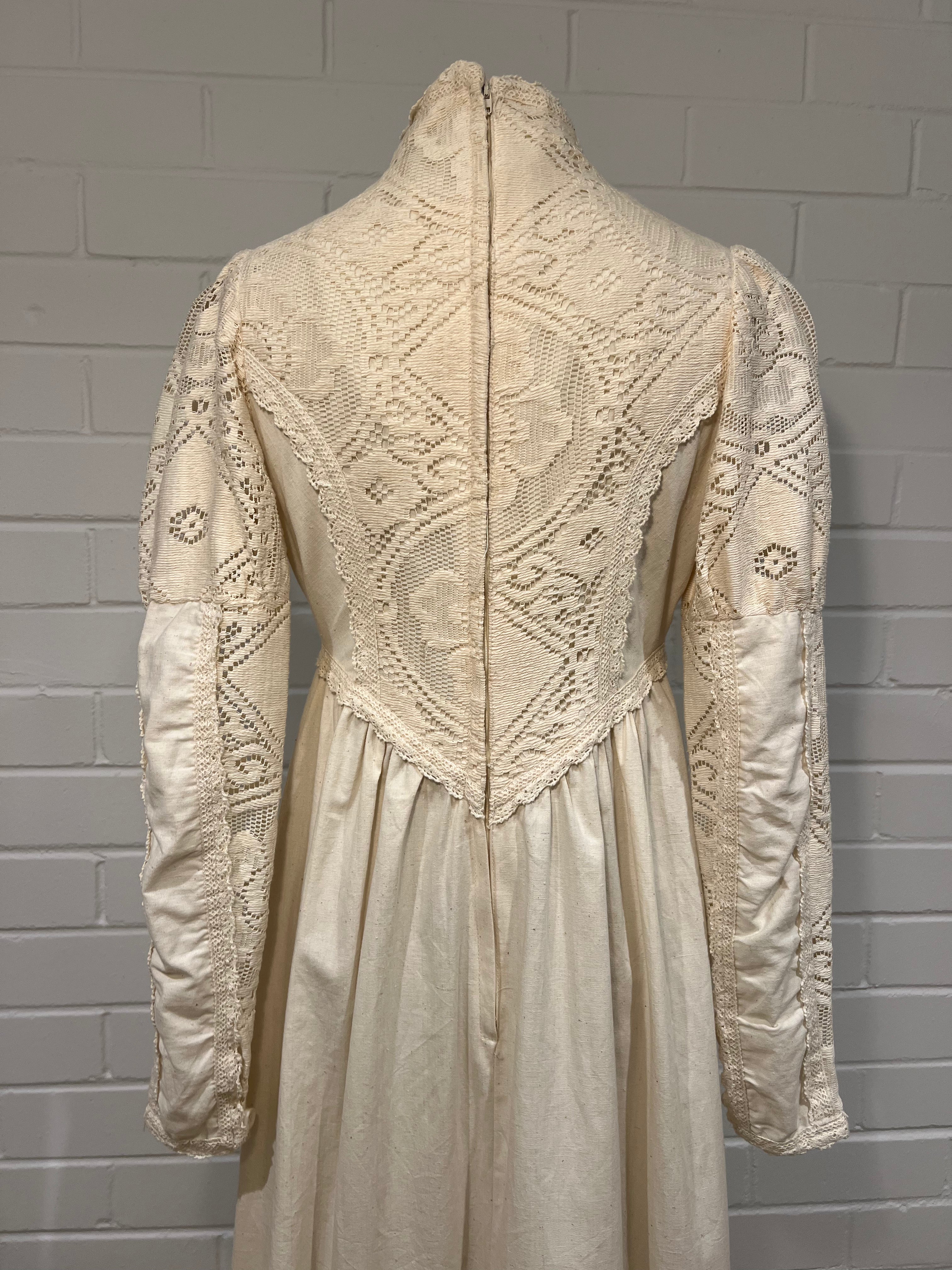 70s Lace Detail Gunne Sax Dress