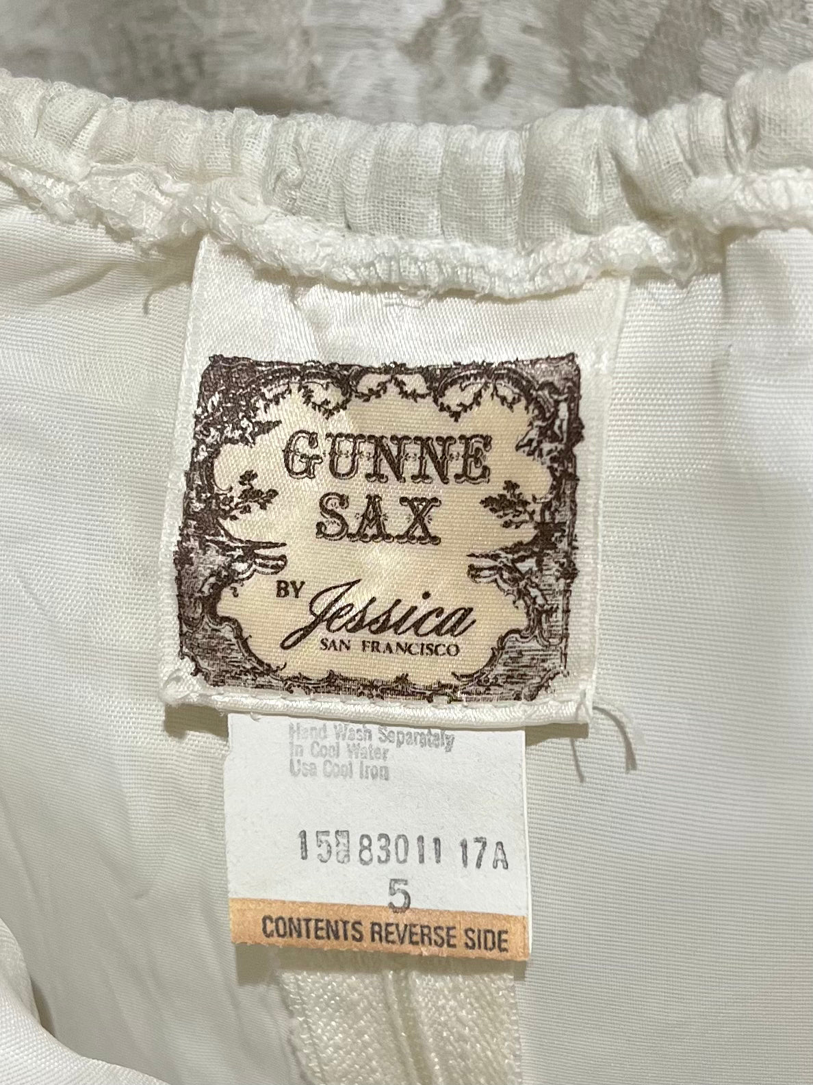 70s Off-the-shoulder Lace Detail Gunne Sax Dress