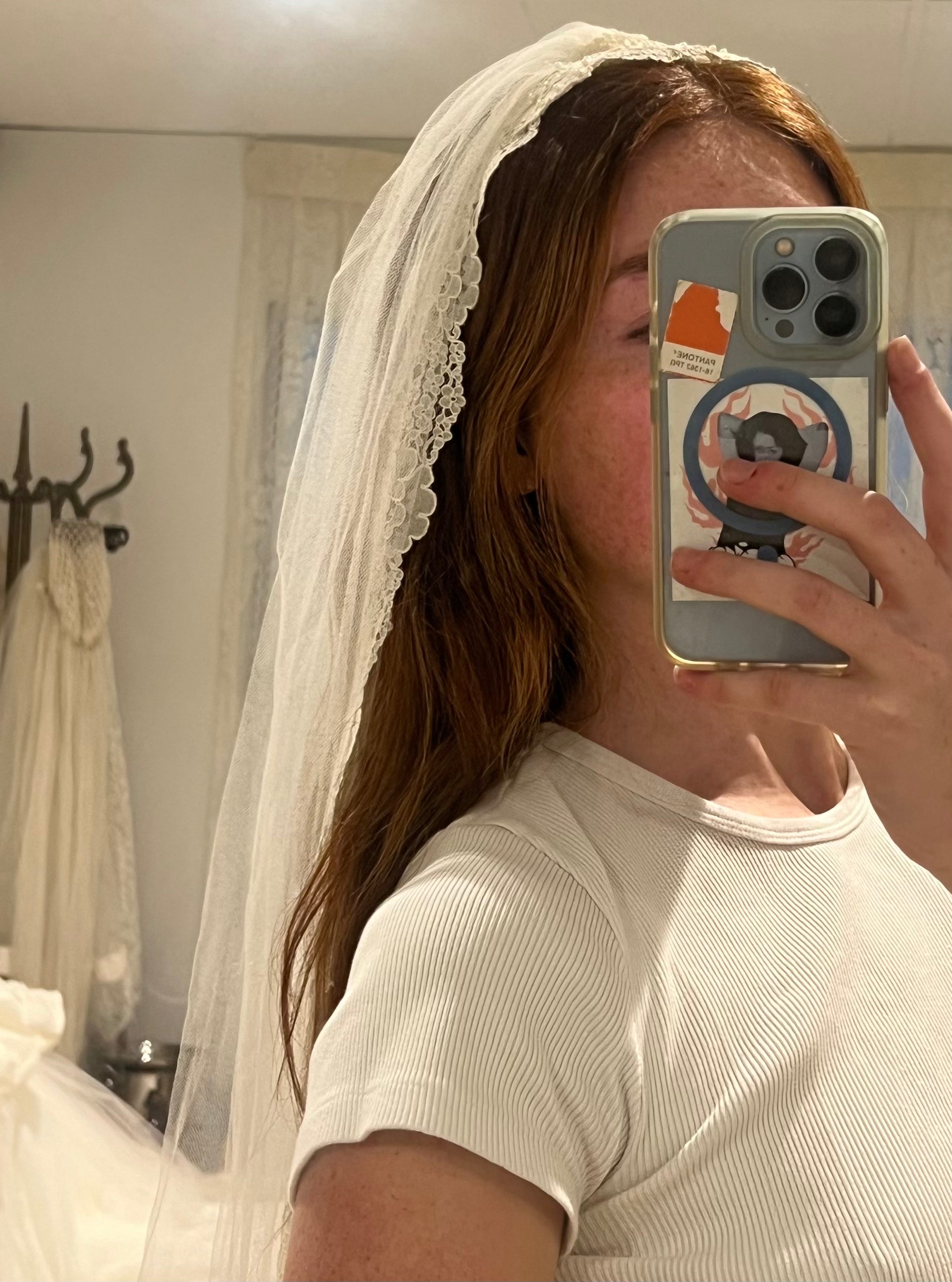50s Lace Mantilla Cathedral Veil