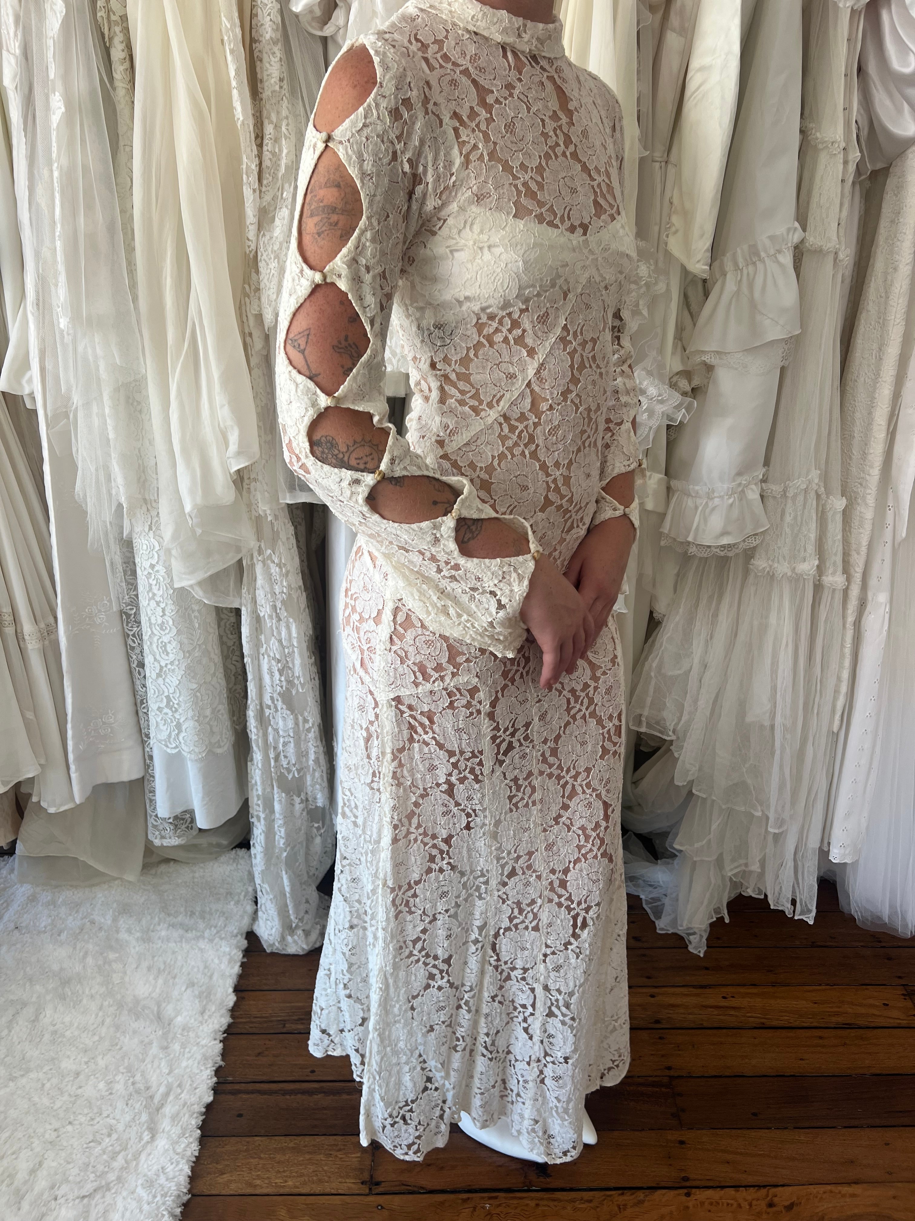 20s Lace Cutout Button Sleeve Dress