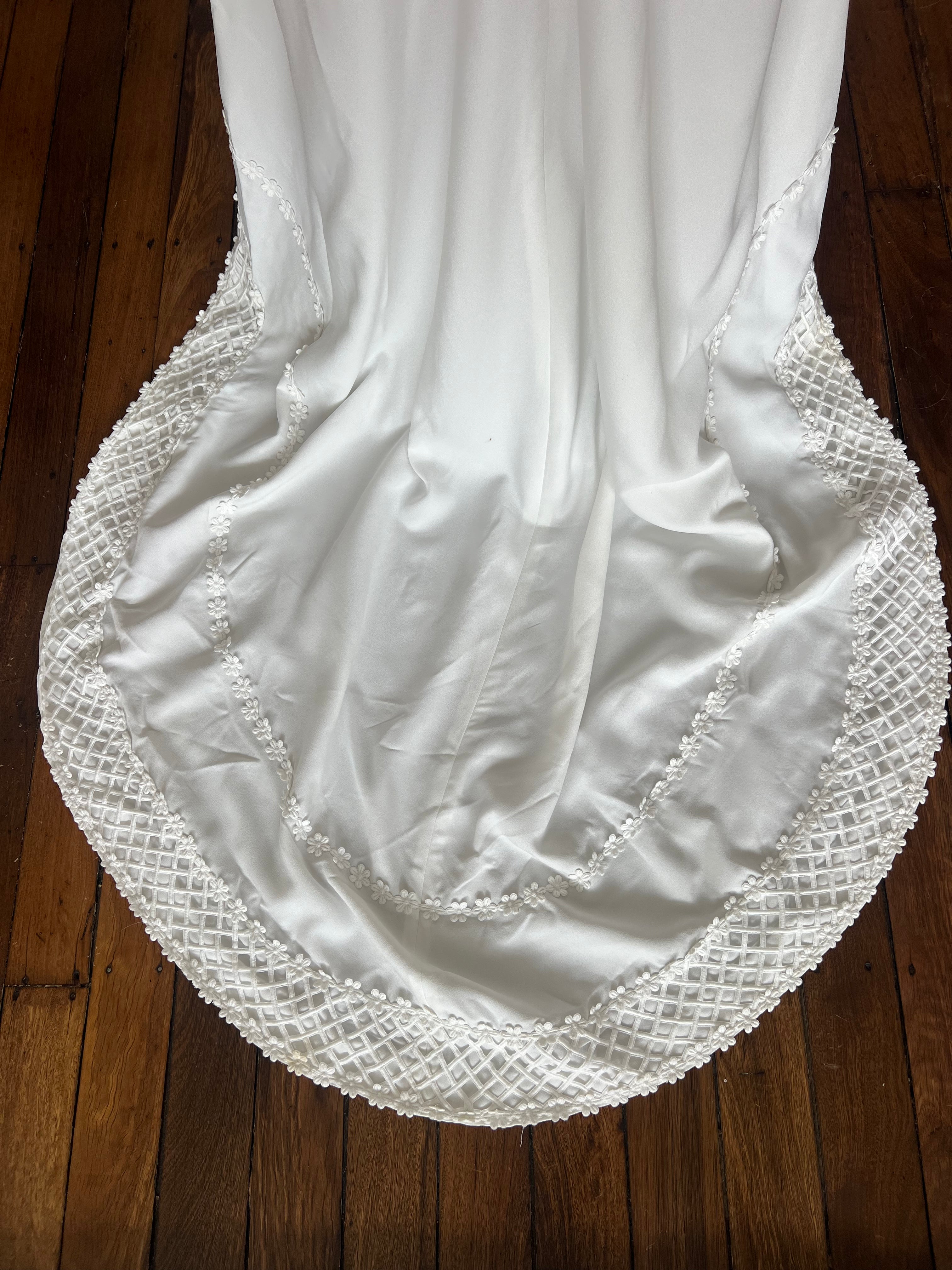 70s Daisy Lace Bishop Sleeve Dress