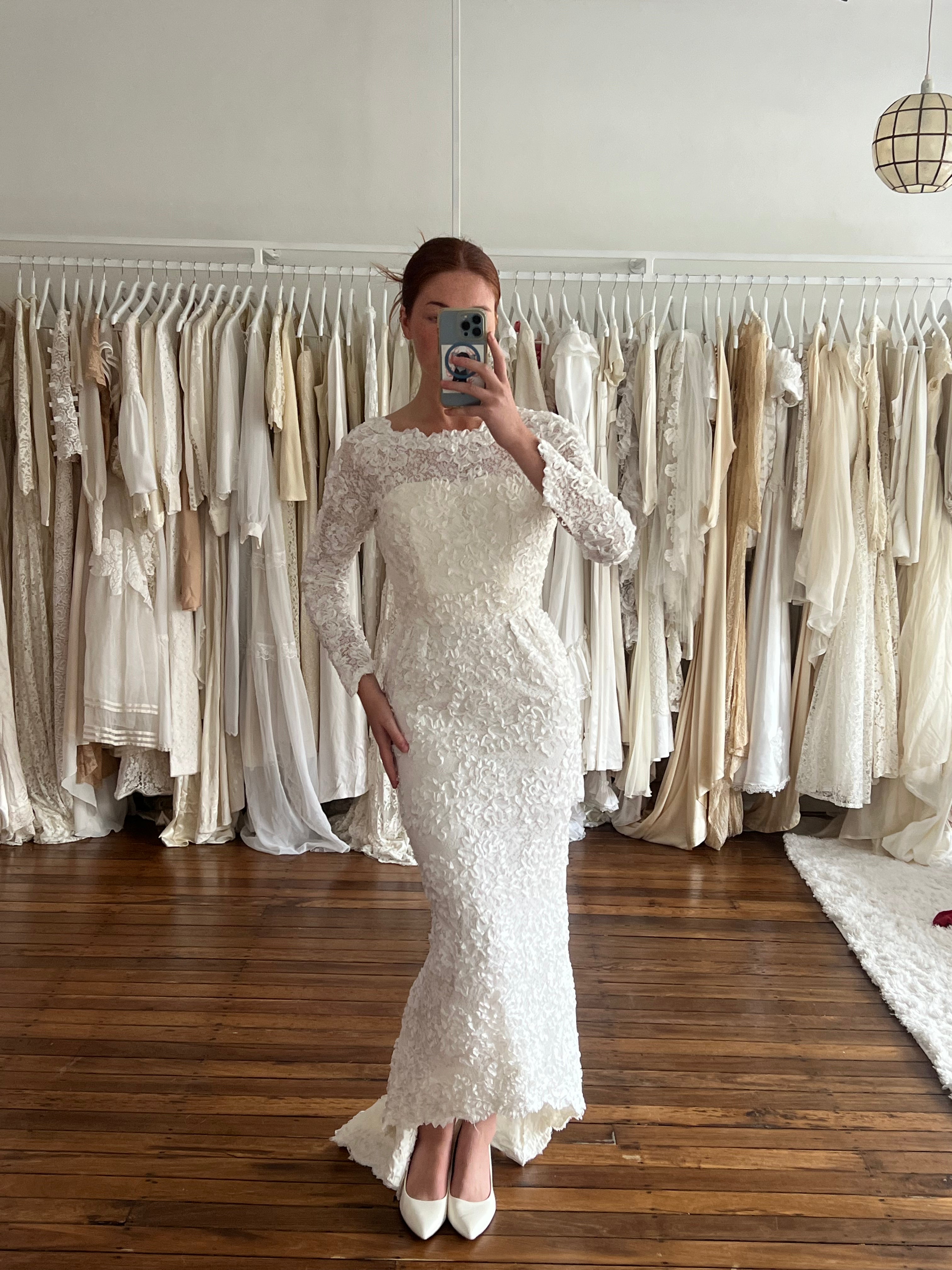 60s Boat-neck Lace Column Dress