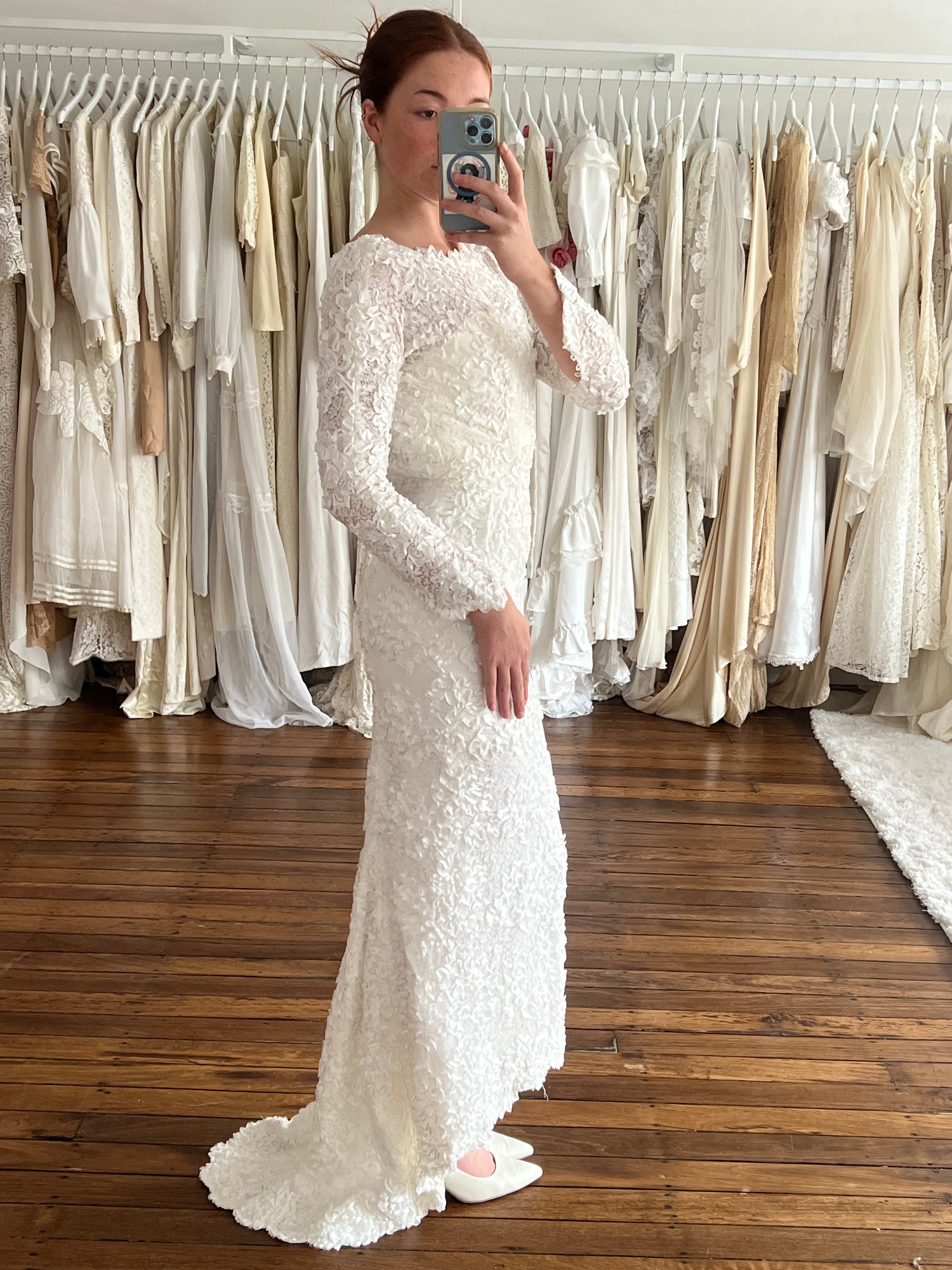 60s Boat-neck Lace Column Dress