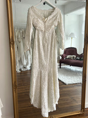 60s Boat-neck Lace Column Dress