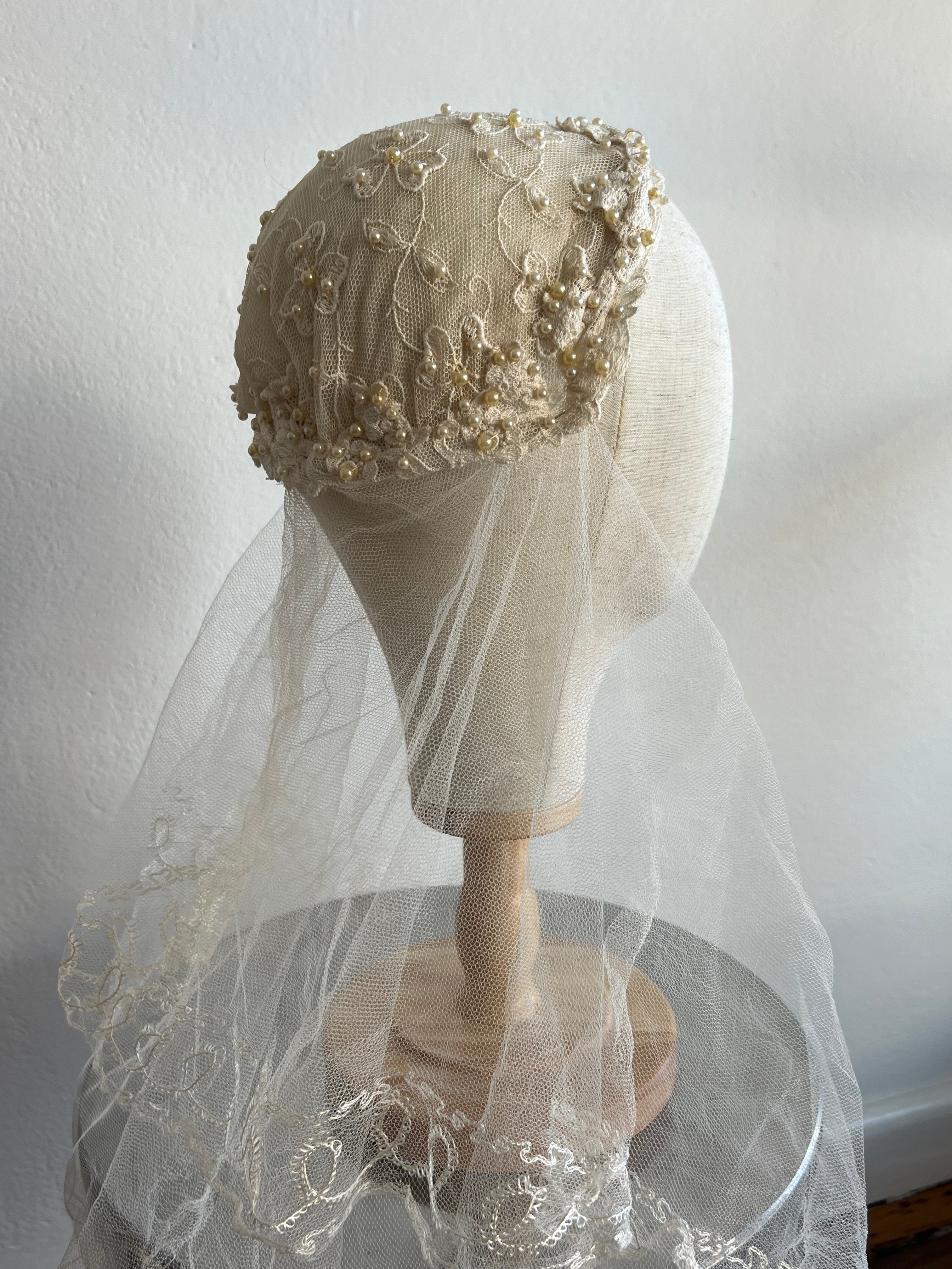 40s Embroidered Net Pearl Juliet Cap