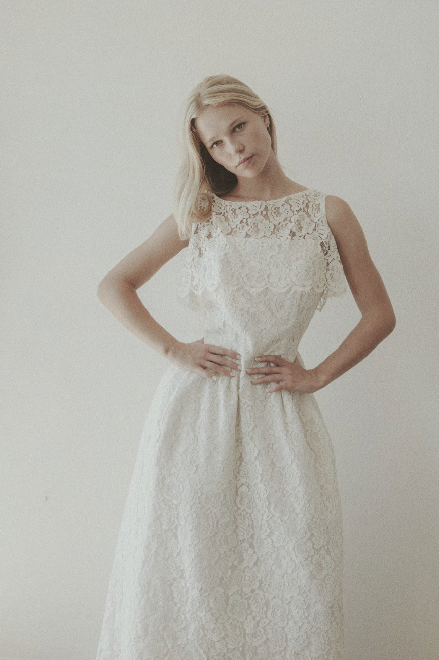 1950s Lace Corset Spaghetti Strap Dress with Lace Top