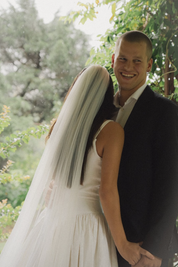 1990s Single-tier Cathedral Veil