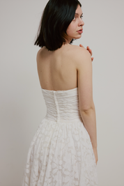 90s Strapless Pleated Bodice Lace Dress