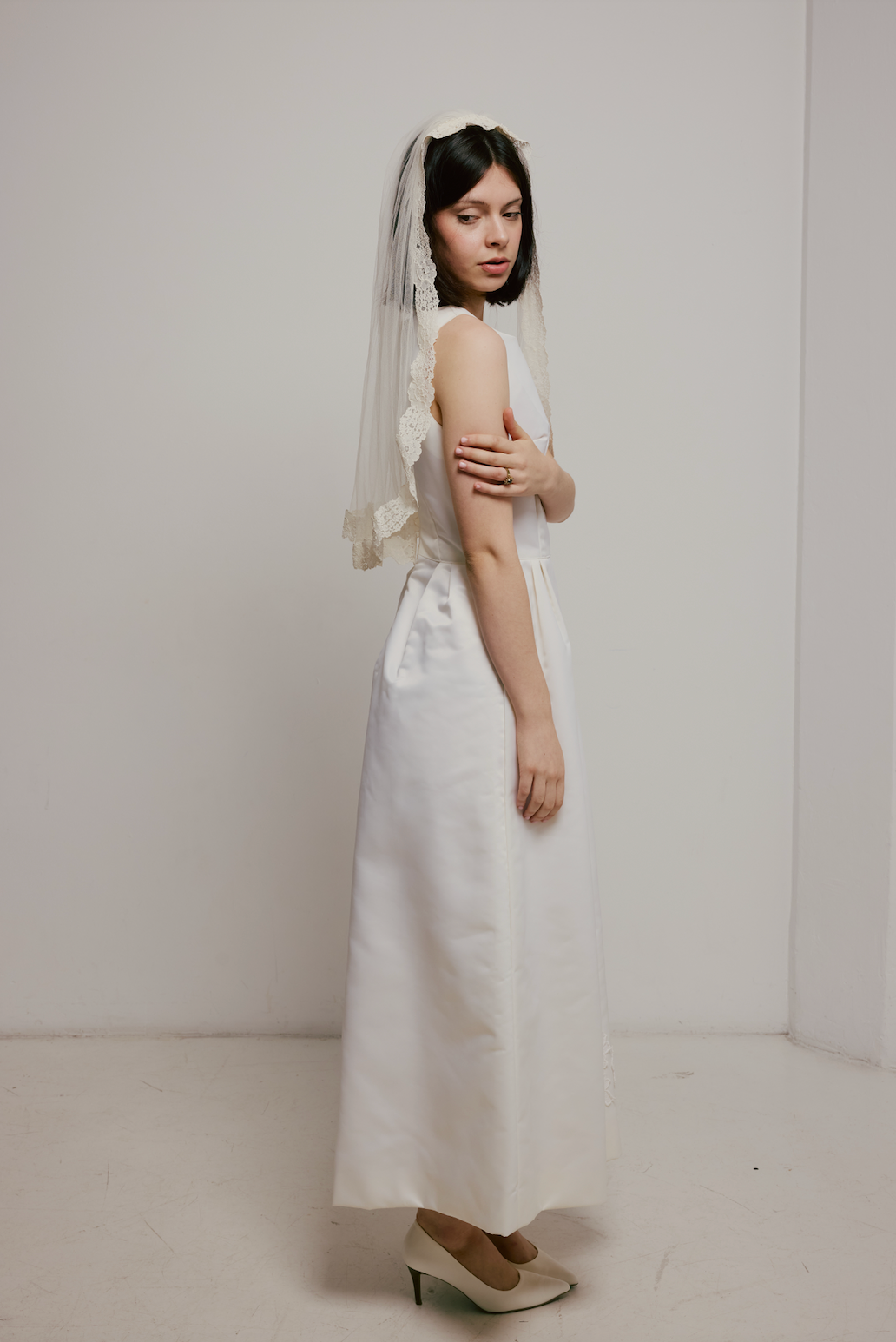50s Lace Elbow Mantilla Veil