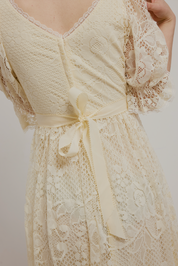 70s Cream Lace Puff Sleeve Dress