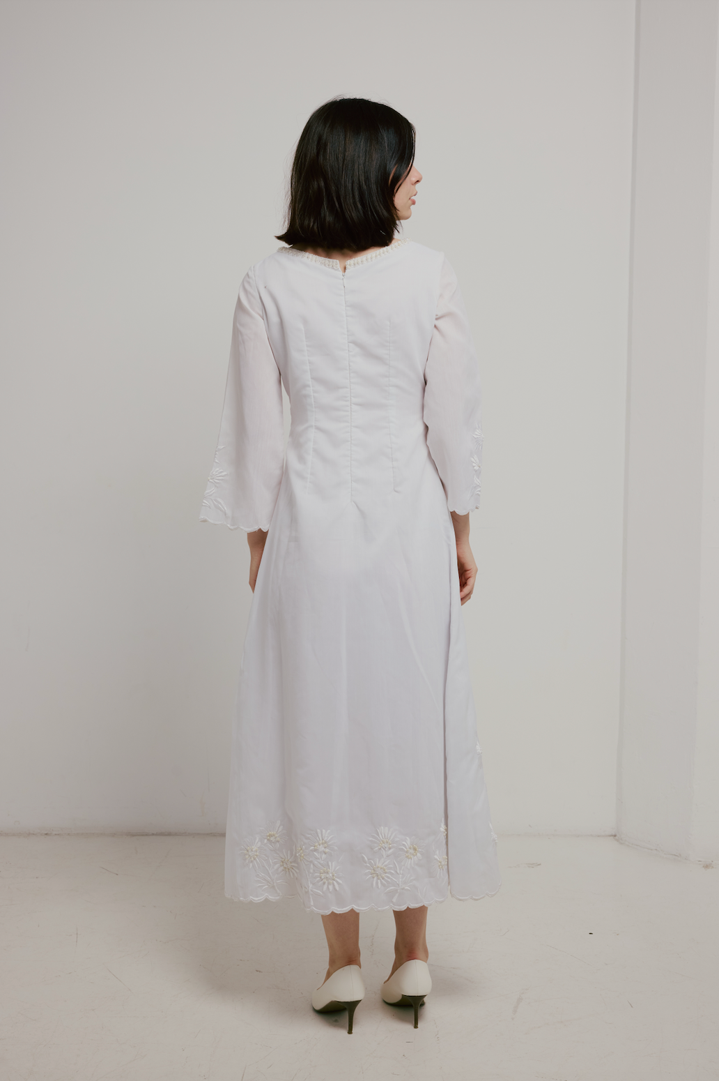 70s Mexican Embroidered Daisy Dress