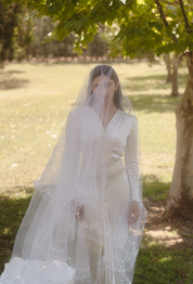 70s Scalloped Trim Chapel Mantilla