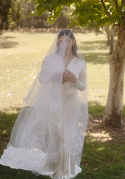 70s Scalloped Trim Chapel Mantilla