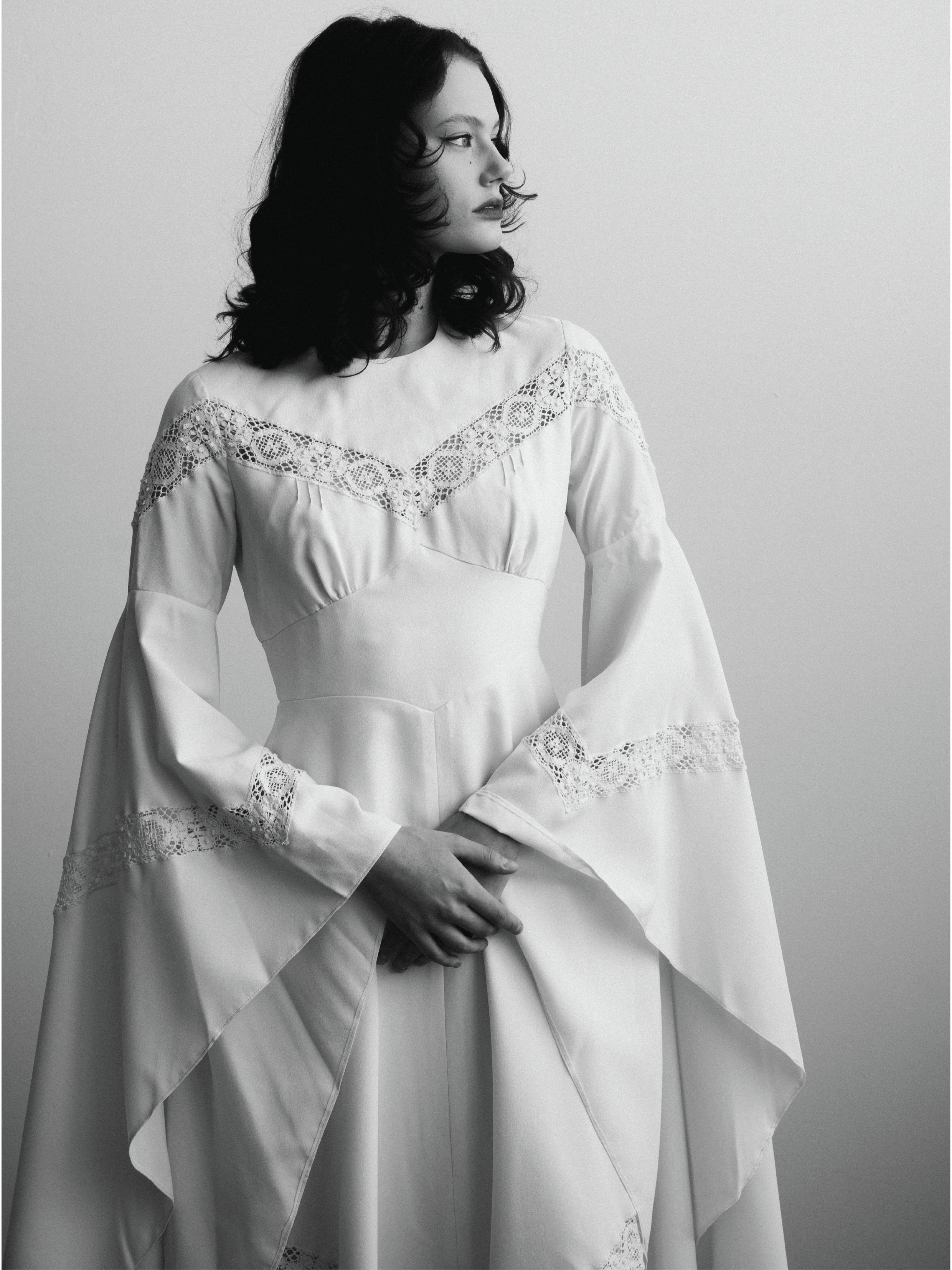 1970s Lace Detail Bell Sleeve Dress